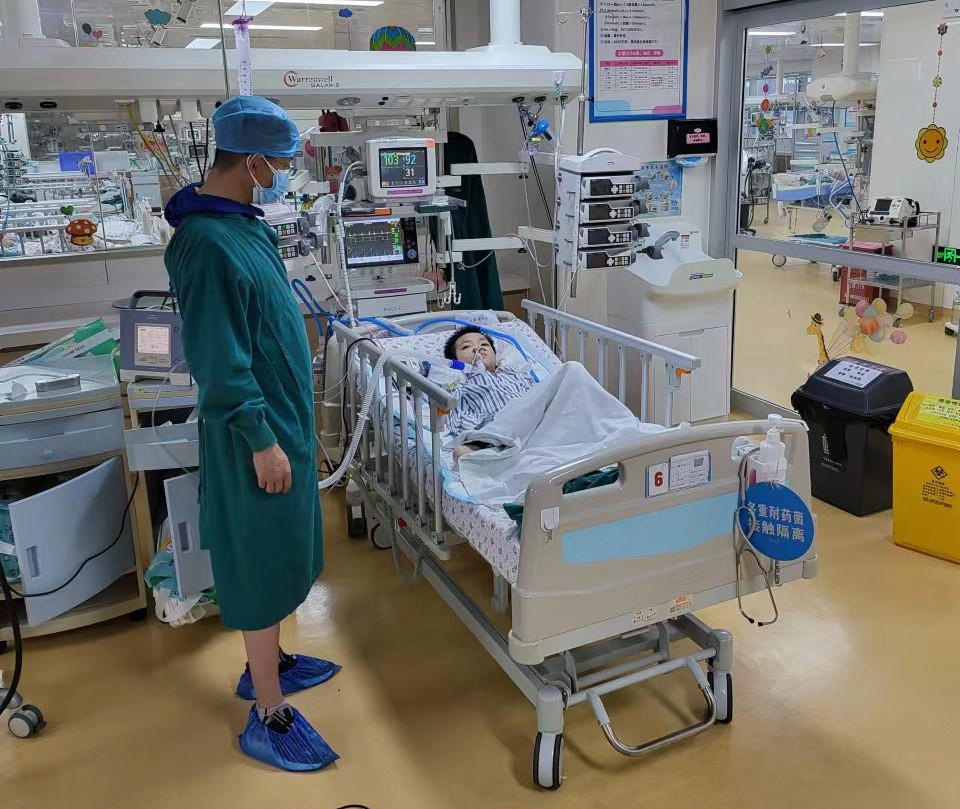 无棣县跨省救护车出租公司